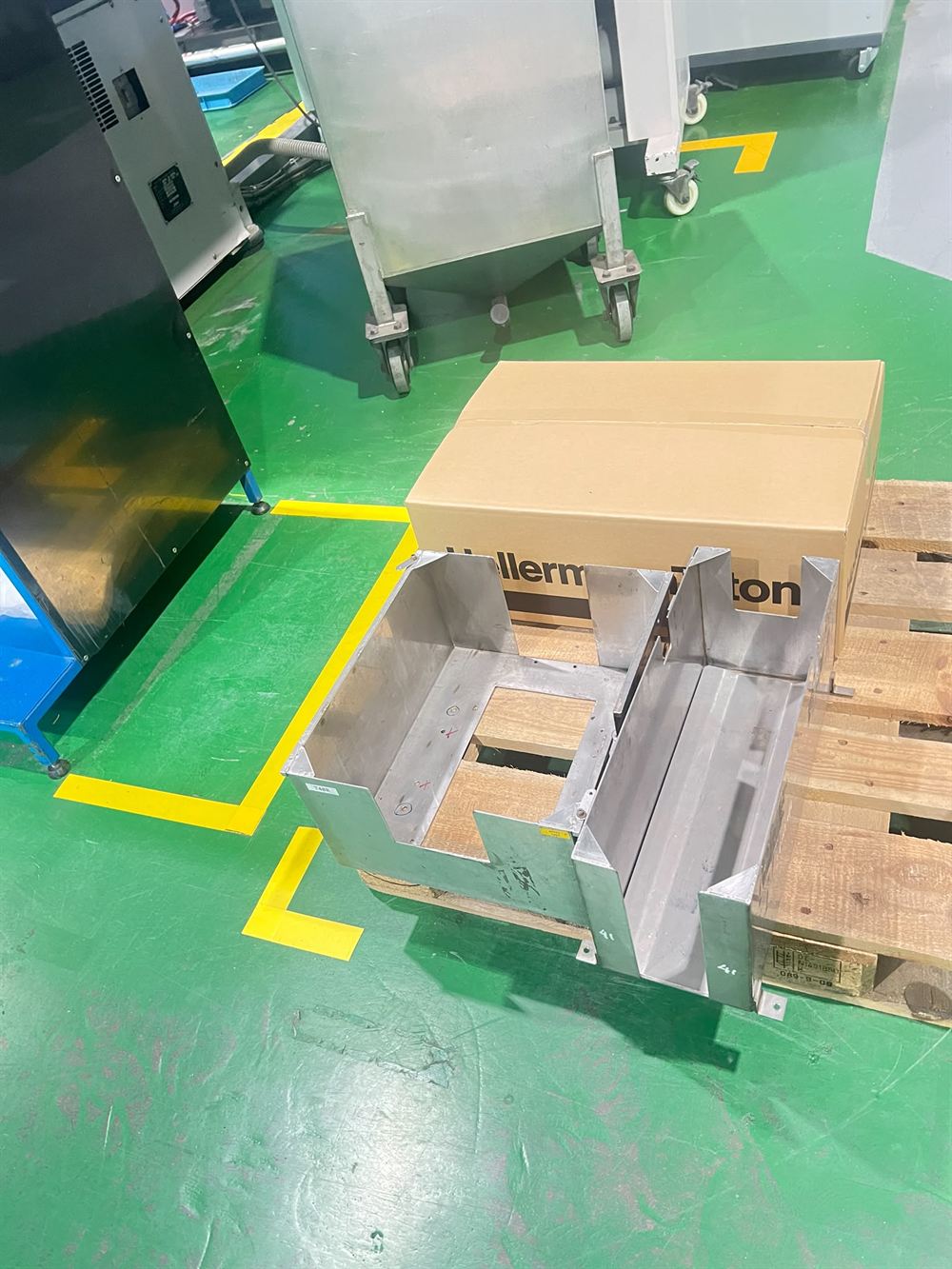 Rolled stainless steel cylinder